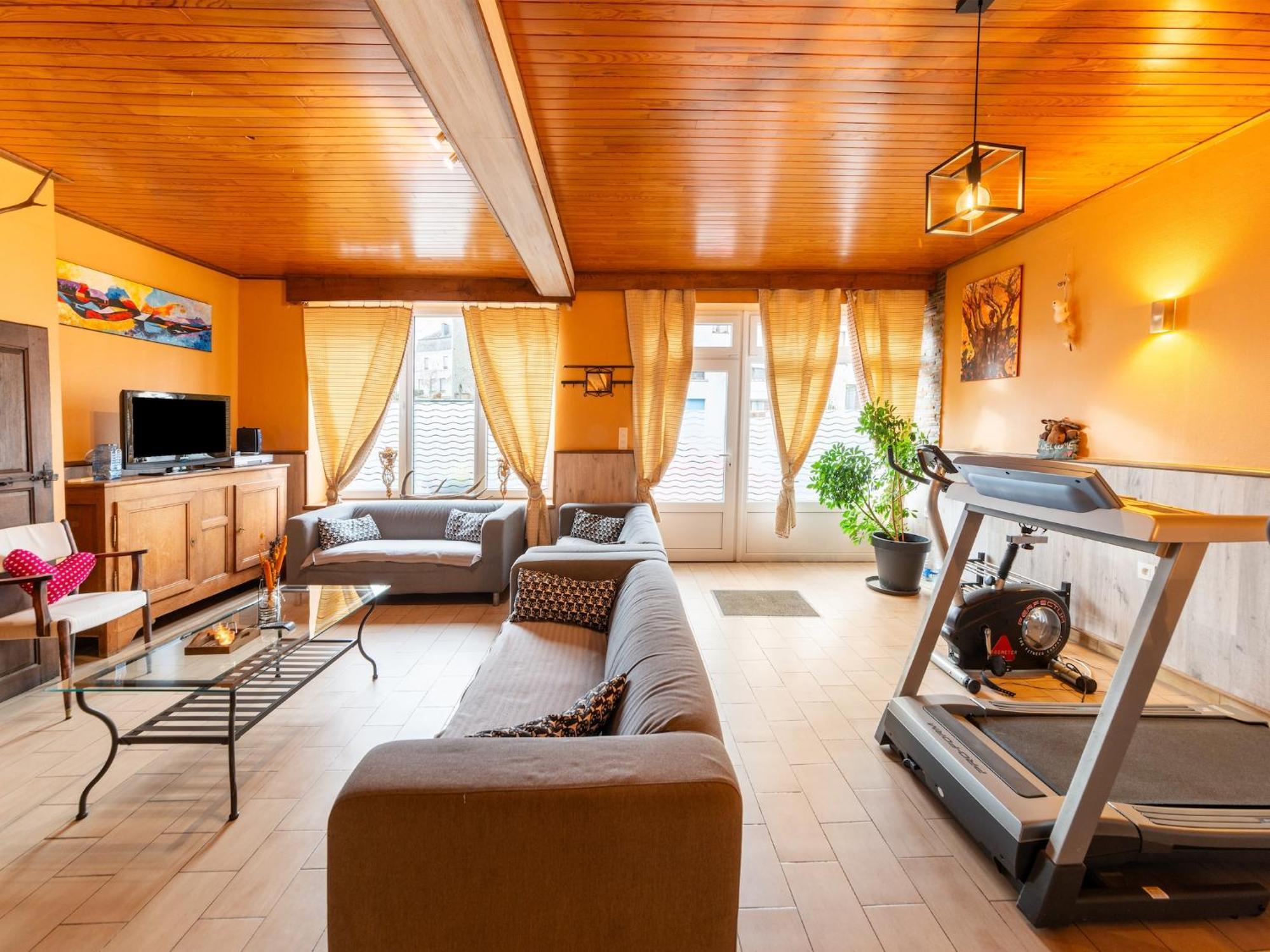 Holiday Home With Bubble Bath Флоранвил Екстериор снимка